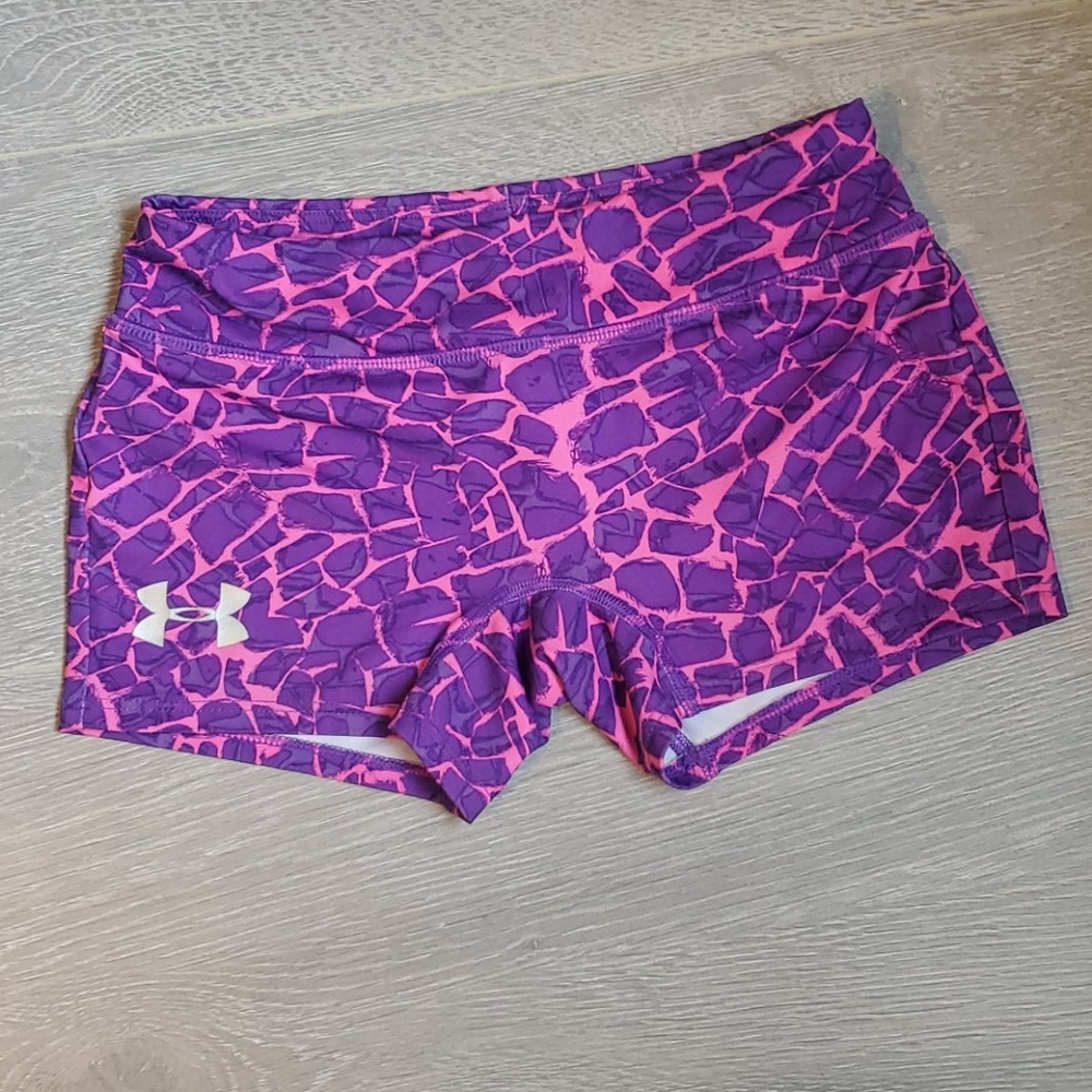 Girls Underarmour shorts